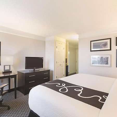 La Quinta By Wyndham Austin Round Rock Hotel Exterior photo