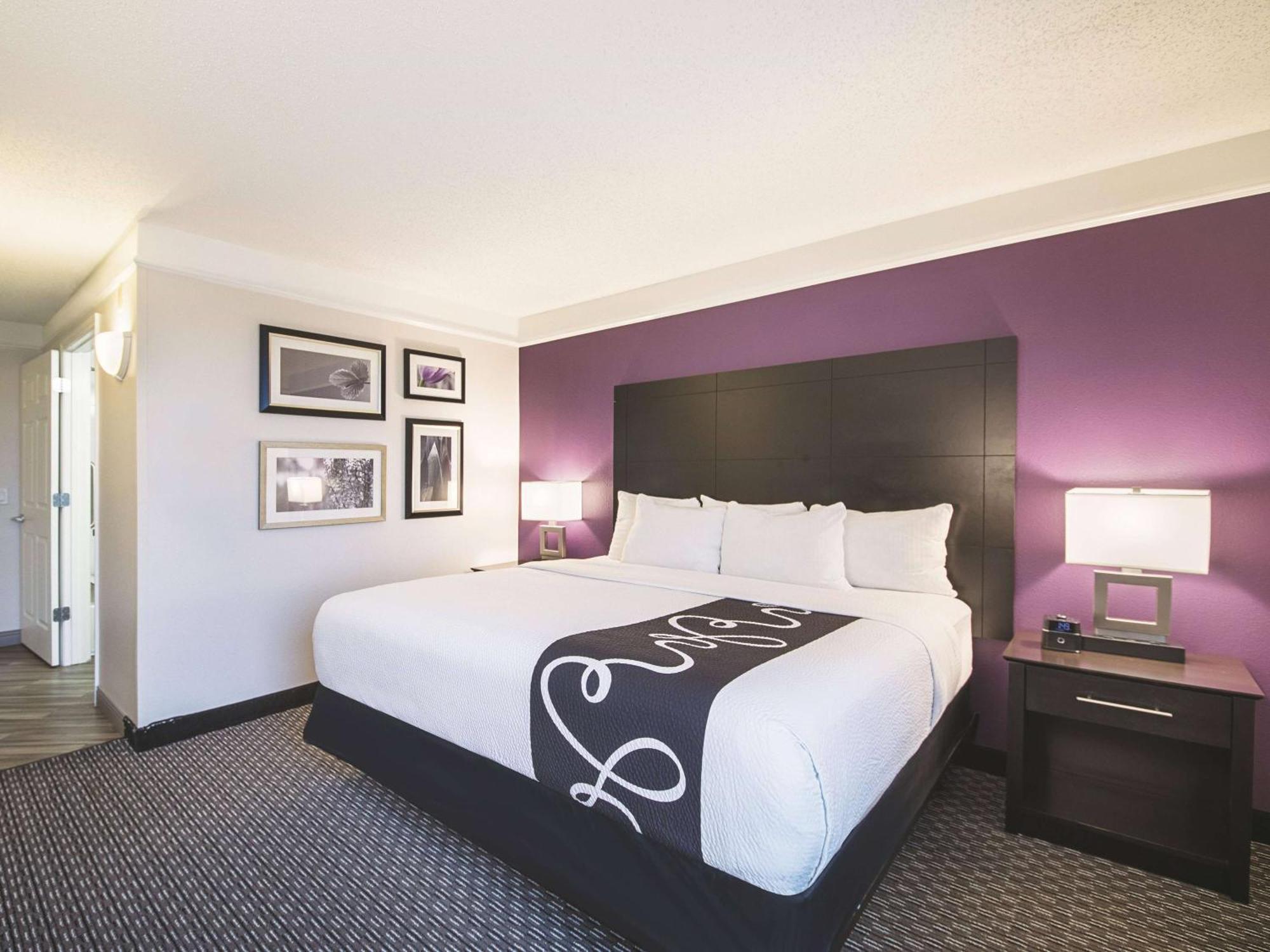 La Quinta By Wyndham Austin Round Rock Hotel Exterior photo